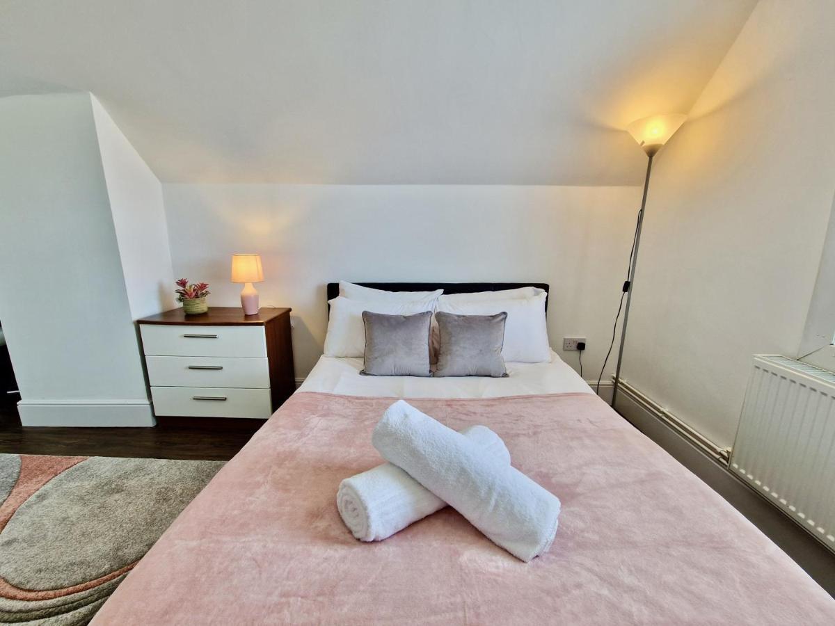 City Centre Serviced House: Private Rooms with Ensuite & Parking Coventry Exterior photo